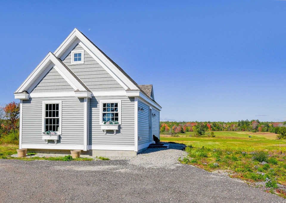 1st image of 994 Portland Rd #27