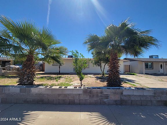 2nd image of 2657 N 48TH Lane