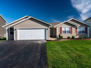 2951 Vaughndale Dr, Machesney Park, IL 61115