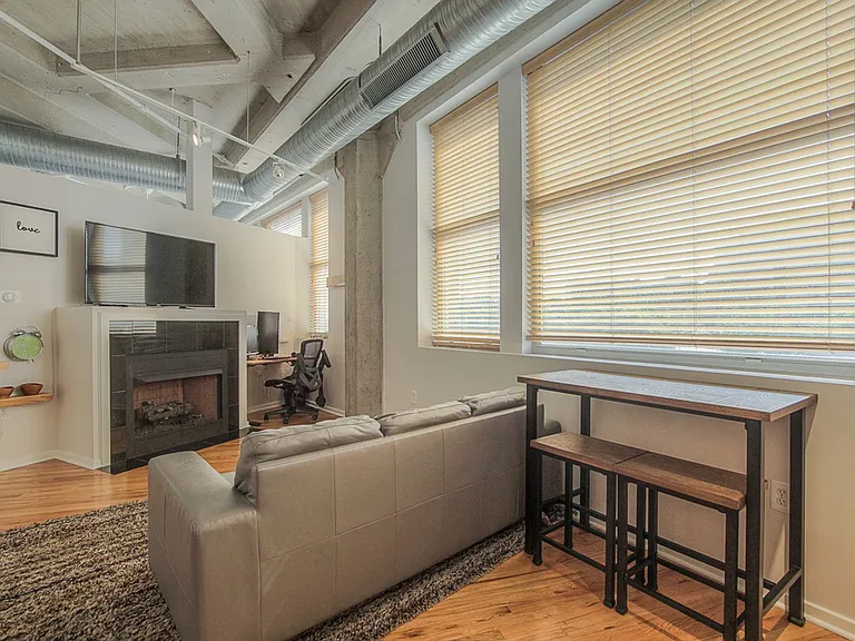 2107 Grand Ave #408 — Photo 11
