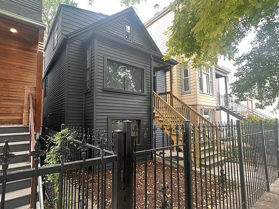2nd image of 2543 W Homer St #1