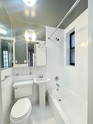 Rented by Nest Seekers International | media 9