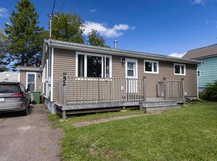 52 Queen St, Springhill, NS B0M1X0