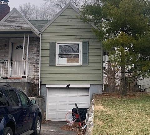 2nd image of 315 Bellemonte St