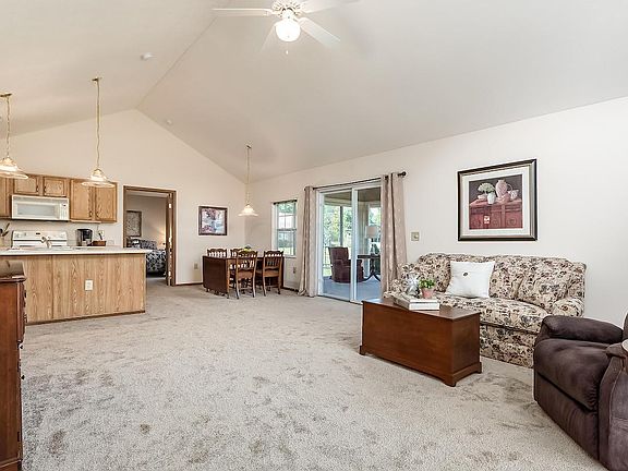 5th image of 6801 Winrock Dr
