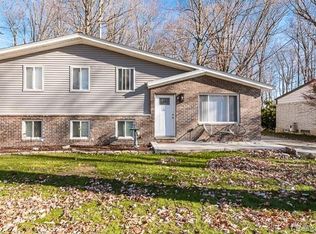 50710 Peggy Ln, Chesterfield, MI 48047