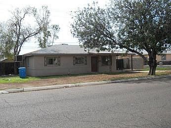 1st image of 2823 W Montebello Ave