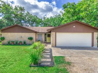 402 E Lamb St, Granger, TX 76530