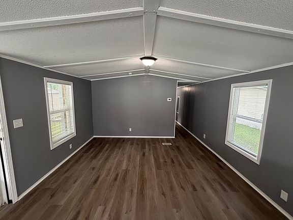 5th image of 606 Elk Trail Dr