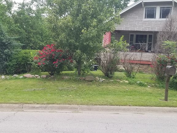 3rd image of 212 N 38th St
