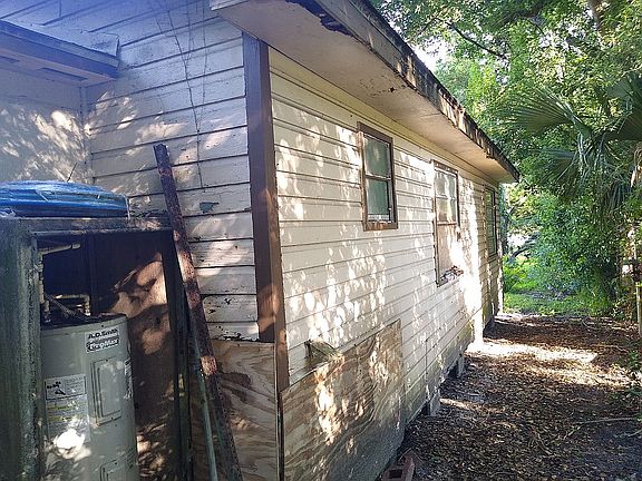 4th image of 2644 Clyde Dr