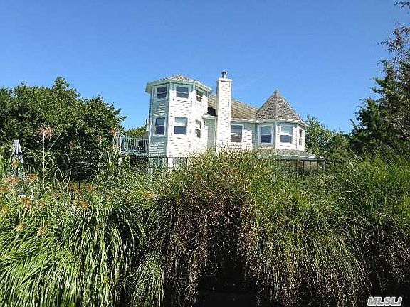 3rd image of 13 Pine Grove Ct