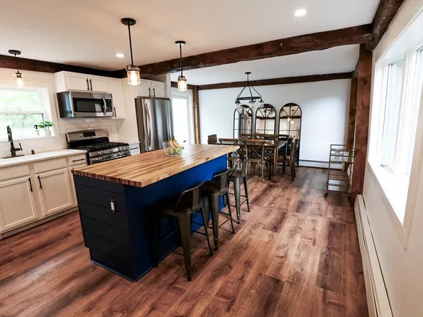 16 Leominster Rd, Shirley, MA 01464