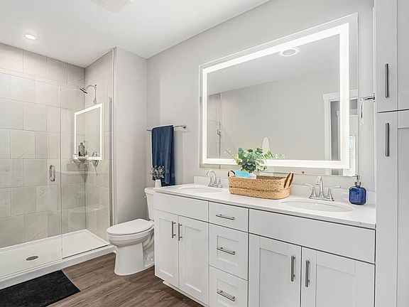 4th image of 3465 Waterford Pl #2805