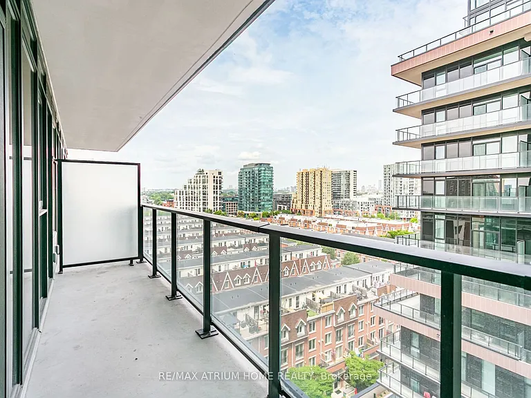 285 Dufferin St #827 — Photo 16