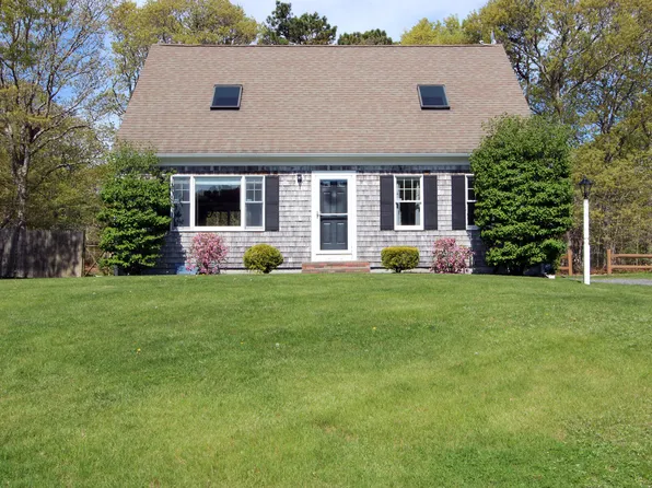 50 Jennifer Lane, Hyannis, MA 02601