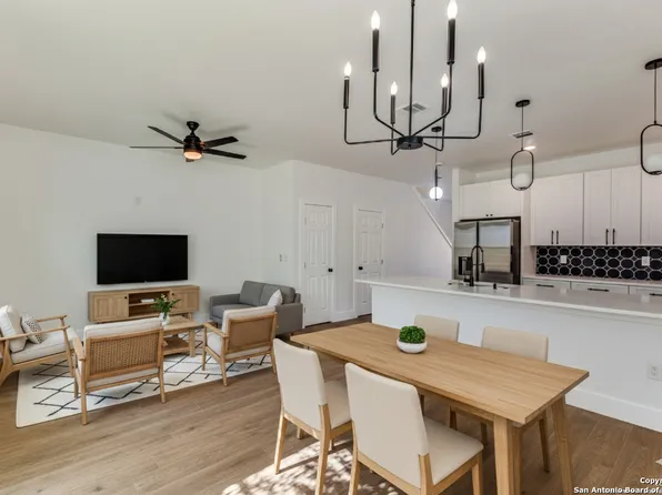 207 Gravel St #101, San Antonio, TX 78203