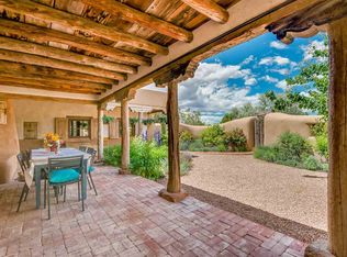10 Soleado Ln, Santa Fe, NM 87508