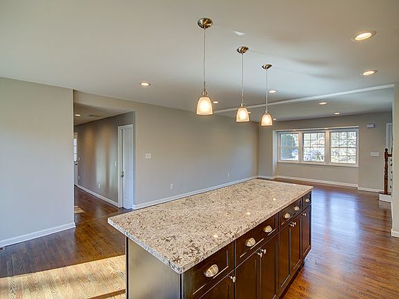 5th image of 30 Wilson Ave