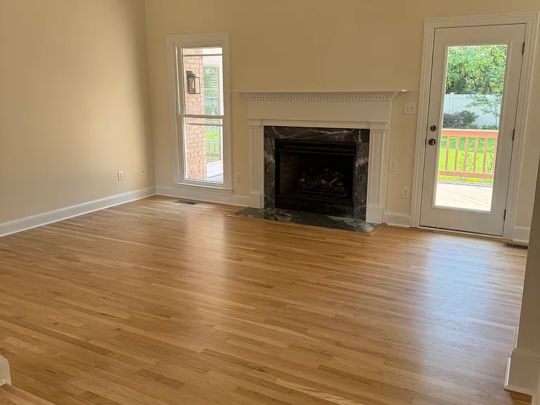 3205 Dalton Ct — Photo 12