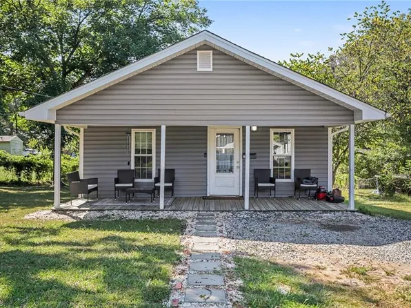 912 Lee St, Asheboro, NC 27203