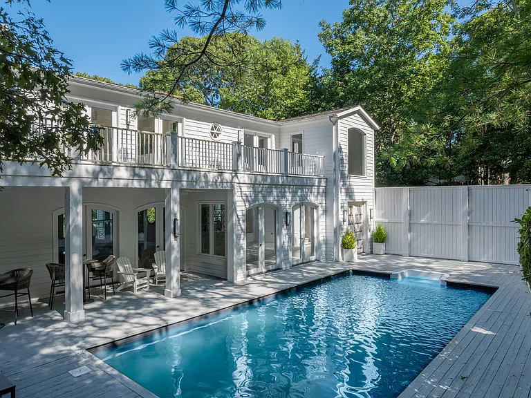 26 Three Mile Harbor Dr — Photo 51