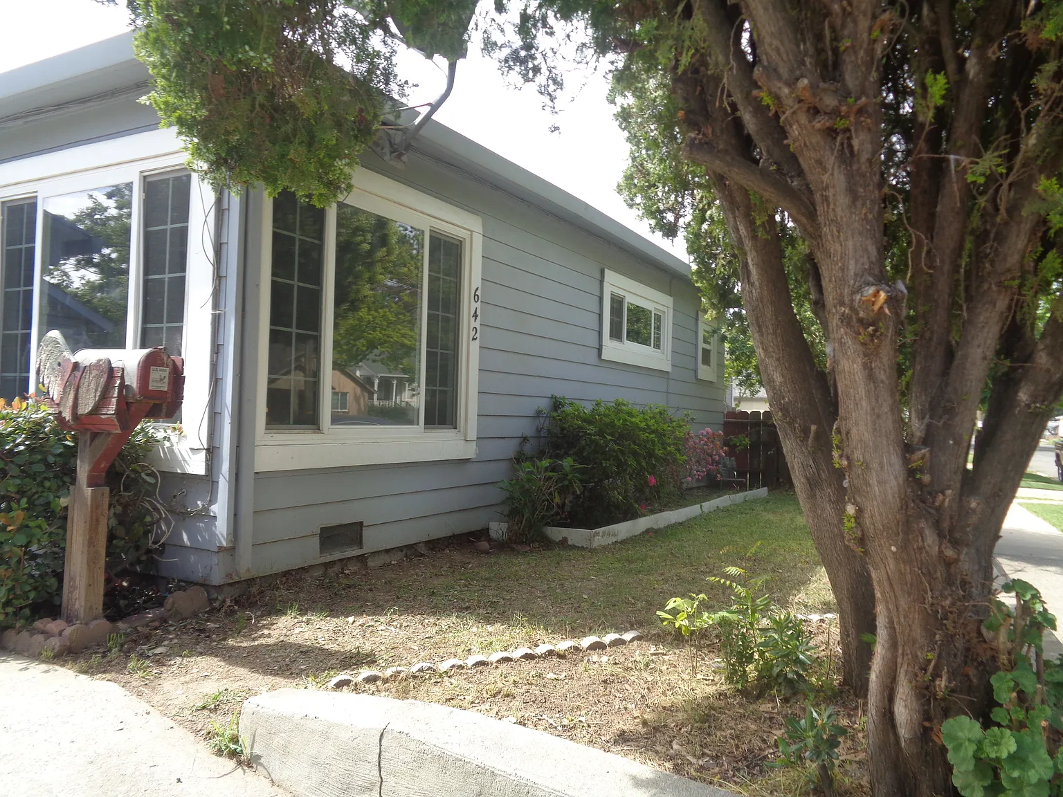 642 B Street - 1 — Photo 2