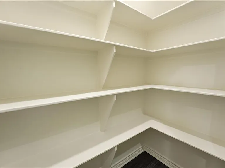 806 S Newsom St #806 — Photo 11