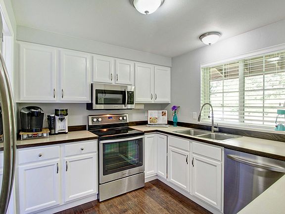 3rd image of 26805 146th St E