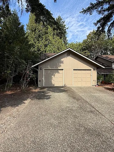 8601 137th Ave NE Photo 1