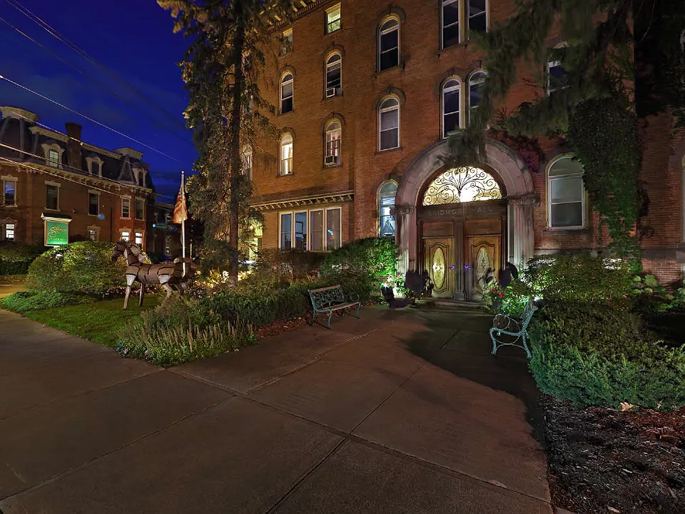 Skidmore Apartments