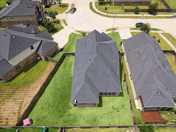 3rd image of 1927 Orchard Berry Ln