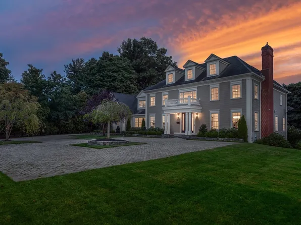 164 Newton St, Brookline, MA 02445