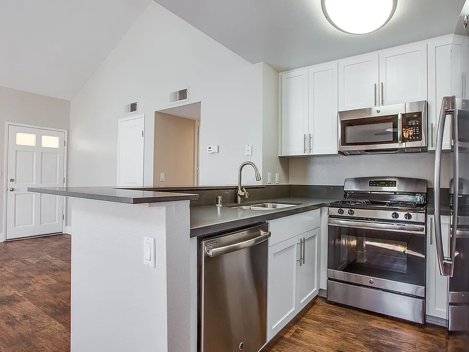 Renovated kitchens with premium finishes are available for upgrade. Ask the leasing team for more details.
