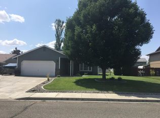 2321 Osprey Ln, West Richland, WA