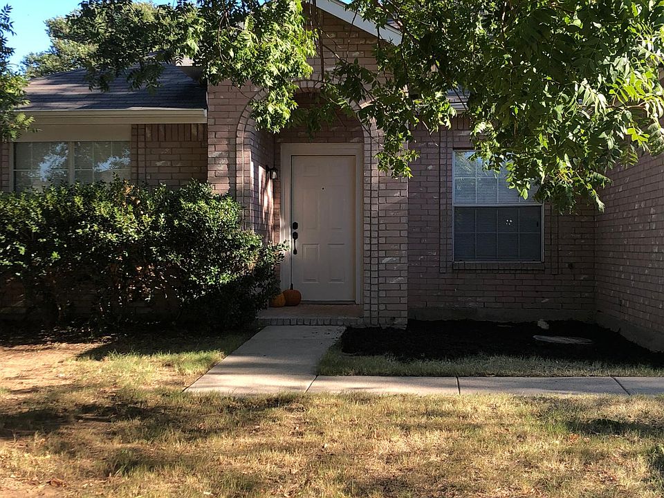 1st image of 937 Silver Streak Dr