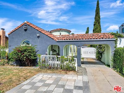 1643 S Fairfax Ave, Los Angeles, CA, 90019