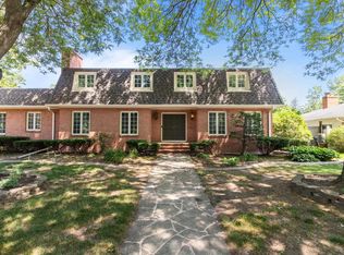 502 Surrey Ln, Neenah, WI 54956