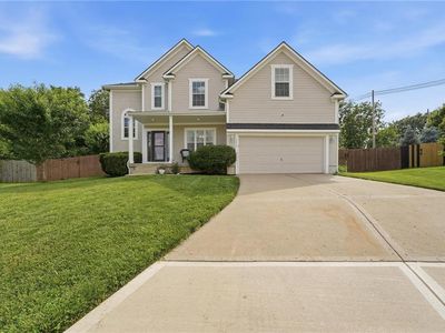 12229 Pine Valley Dr, Kansas City, KS, 66109
