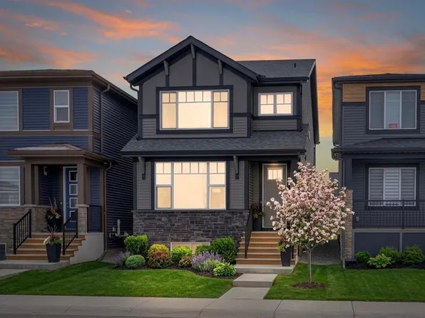 106 S Corner Glen Grv NE, Calgary, AB T3N 2P5