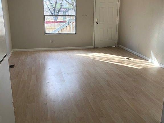 4th image of 5559 N McDonald St