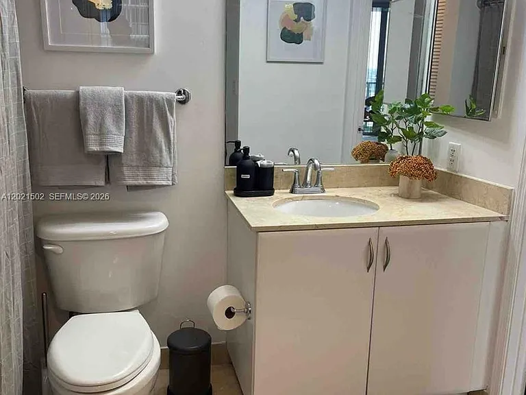 1750 N Bayshore Dr #2211 — Photo 20