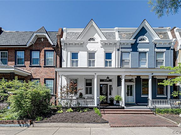 2nd image of 2924 Ellwood Ave