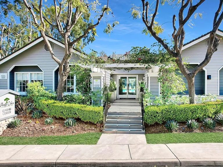 Village Oaks — Photo 10