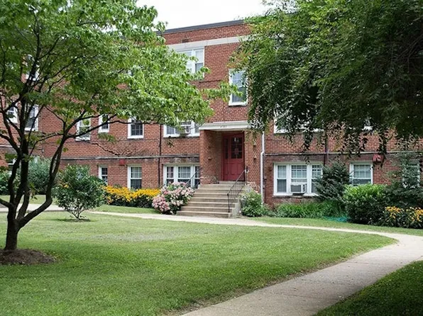 Lee Albemarle, 4705 20th Rd N #7d7037247, Arlington, VA 22207