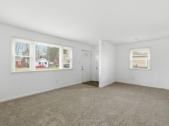 3rd image of 1622 Old Buckroe Rd