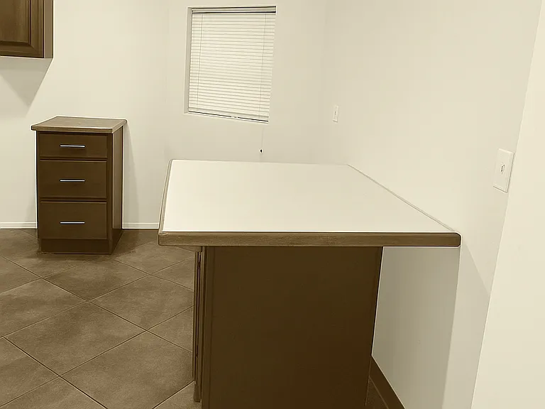 3431 W Lyndale St #G — Photo 2