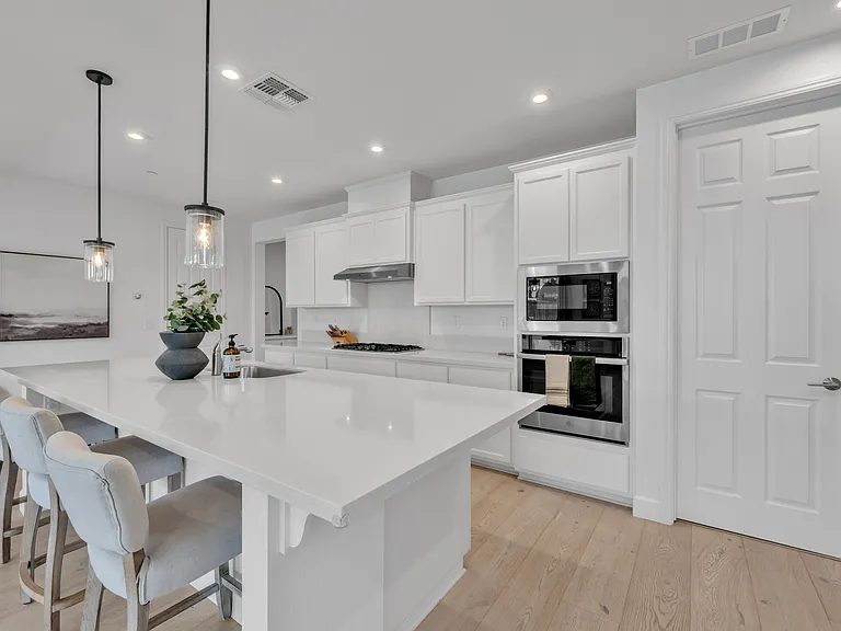 4578 Flagstaff Dr — Photo 8