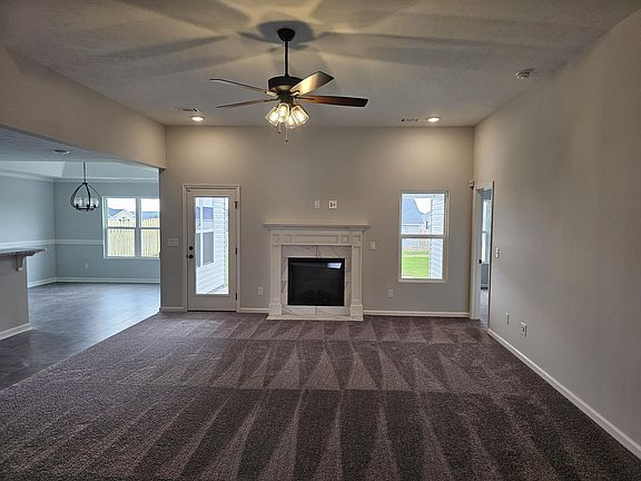 3rd image of 3101 Easton Drive