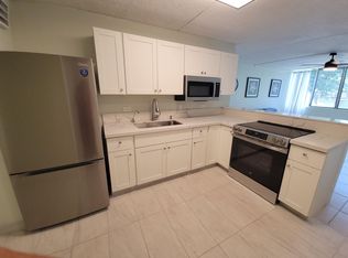 Harbor Lights, Kahului, HI 96732